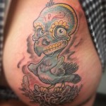 inKin-tatouage-sugar-skull-oiseau-tete-de-piaf-fesse-GOLEM TATTOO.jpg