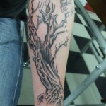 inkin - arbre sur l'avant bras - niko tattoo.jpg
