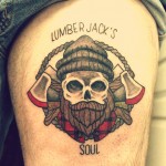 inkin - tatouage skull pirate sur la cuisse - moon tattoo.jpg