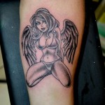 inKin-tatouage-ange-sexy-bras-FRED TATTOO.jpg
